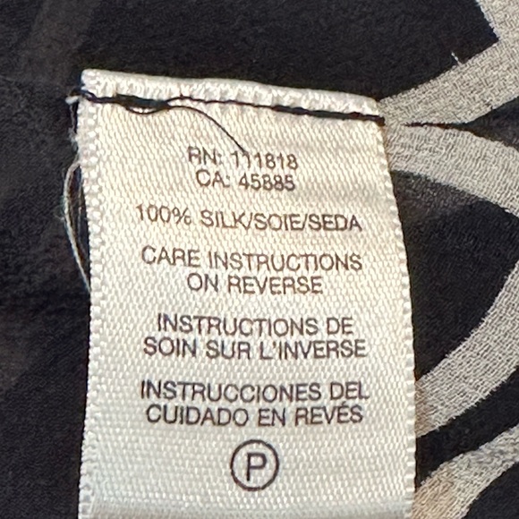 MICHAEL KORS Printed Draw String Tie Kimono Sleeve Handkerchief Blouse - Picture 12 of 13